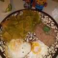El cooksnap de Daniela Go cuando hizo Chilaquiles verdes con huevo.
