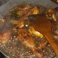 Cooksnap PANDA LISA semasa beliau membuat Kam Heong Chicken.