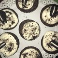 El cooksnap de santiagoelcocinerito cuando hizo Cupcakes de Oreo rellenos de dulce de leche.