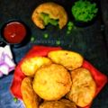 Sheela Biswas का कुकस्नैप जब उन्होंने हरे मटर की कचौड़ी (hare matar ki kachodi recipe in Hindi) बनाया था।