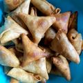 Veroh's cooksnap of when they made Samosa.
