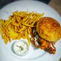 Areeba Masroor's cooksnap of when they made Crunchy zinger burger.