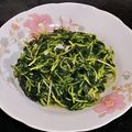 秉珊媽Plenty 的 炒豌豆苗 cooksnap