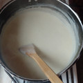 El cooksnap de Eduardo Baez cuando hizo Salsa blanca fácil.