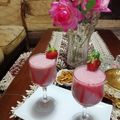 صورة من Rana Fares ، شاركها بعد تجربة وصفة كوكتيل الحليب والفراولة 🍓🍶