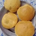 Sanchi barua का कुकस्नैप जब उन्होंने आटा सूजी की स्पाइसी पूरी (Aata suji ki spicy puri recipe in Hindi) बनाया था।