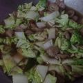 Cooksnap dari ummi rafif untuk resep Tumis Sawi Putih Bakso Cabe