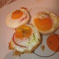 El cooksnap de isa24 cuando hizo Entrantes fáciles con huevos en bandeja de cupcakes.