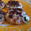 Mommyluvs2cook's cooksnap of when they made Mini pizzas.