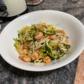 El cooksnap de soco cuando hizo Spaghetti de calabacín con gulas y gambones al ajillo.