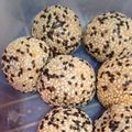 Cooksnap dari 말와티🌸مارواتي untuk resep 87. Onde - onde Lembut dan Kopong (Isi Kacang Hijau)