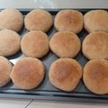Cooksnap dari tenisiyani untuk resep Burger bun mini (diet version, pakai tepung gandum)