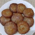 Sangita Agrawal का कुकस्नैप जब उन्होंने स्वीट शाही सावन मालपुआ (और खीर) (Sweet shahi sawan malpua (Aur kheer) recipe in hindi) बनाया था।