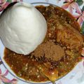 Ummu Sulaymah's cooksnap of when they made Tuwon semovita with okro soup.