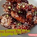 Cooksnap Dapur Yusfarisyia semasa beliau membuat Ayam goreng bersalut sos Korea.
