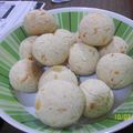 El cooksnap de VittoRumachella cuando hizo Pan de queso Brasileño {Pão de Queijo Brasileiro}.
