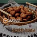 Cooksnap Aznie Khasri semasa beliau membuat Cekodok Durian Lemak Manis.