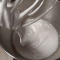 El cooksnap de Yaralee Berdzeni cuando hizo Merengue sin huevo vegano o Aquafaba.
