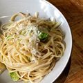 Kanaaneko 's cooksnap of when they made Anchovy and tomato bucatini pasta.