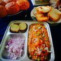ANJANA GUPTA का कुकस्नैप जब उन्होंने पाव भाजी (Pav Bhaji recipe in Hindi) बनाया था।