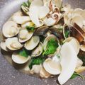 Hsiao 的 九層塔酒香蛤蜊 cooksnap
