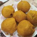 Reeta Sahu का कुकस्नैप जब उन्होंने आलू बंडा (Aloo banda recipe in Hindi) बनाया था।