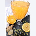 El cooksnap de Sandra_M cuando hizo Zumo de naranjas "valencias", con jengibre, canela y miel 🍯. Y limón 🍋!!.