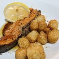 Cooksnap dari Ariyanti Tjiang untuk resep Pan Seared Salmon with Lemon Butter Sauce