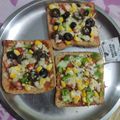 Raveena Khanna (@eat.me.drink.mee)'s cooksnap of when they made Bread Pizza.