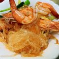 江湖小俠 的 鮮蝦粉絲煲（鑄鐵鍋） cooksnap