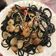 El cooksnap de Jose Manuel Jimenez cuando hizo Espaguetis negros con gambas y almejas 🍝.