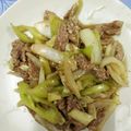 รูป Cooksnap ของ Jijiangel เมื่อเขาทำ ผัดพริกหยวกหอมใหญ่