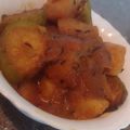 Anjali Mukherjee's cooksnap of when they made আলু পটলের ডালনা (aloo potoler dalna recipe in Bengali).