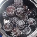 Zoya khaan का कुकस्नैप जब उन्होंने काला जामून (Kala jamun recipe in hindi) बनाया था।