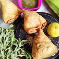 Vishakha का कुकस्नैप जब उन्होंने हींग वाले आलू समोसे (Hing wale aloo samose recipe in hindi) बनाया था।