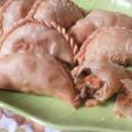 Cooksnap dari Arsih Mahira Sujatmiko untuk resep Pastel basah renyah diluar gurih kentang didalam