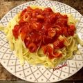 Cooksnap από 𝒳𝓇𝓊𝓈𝑜𝓊𝓁𝒶 𝒦𝑜𝓃𝓉𝑜𝓅𝑜𝓊𝓁𝑜𝓊 στη συνταγή Τα εύκολα μακαρόνια με σάλτσα από λουκάνικα...🍝