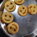 Sonal Sardesai Gautam का कुकस्नैप जब उन्होंने पोटैटो स्माइली (potato smiley recipe in Hindi) बनाया था।