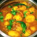 Samita Sar's cooksnap of when they made নতুন আলু কড়াইশুটির দম (kadaishuntir dom recipe in Bengali).