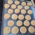 Tronél Candiotes-Strydom's cooksnap of when they made Peanut Butter Cookies.