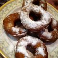 صورة من لوليتا الهذلي، شاركها بعد تجربة وصفة دونات بالطريقة الالمانية 😋😋😋