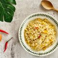 Cooksnap DyaKakgerl semasa beliau membuat Nasi Goreng Darurat.