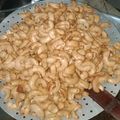 Cooksnap dari Nyonya Awid untuk resep Kacang mede goreng