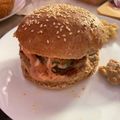Kata Miklós-Kiss Cooksnap-ja, amikor elkészítette a(z) Teljes kiőrlésű hamburger zsemle receptet.
