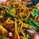 Cooksnap Anur Musa semasa beliau membuat Mee Goreng Basah.