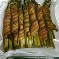 kellijohnson23's cooksnap of when they made Bacon wrapped Asparagus.