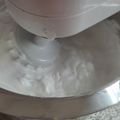 El cooksnap de amelia_morales7 cuando hizo Merengue italiano para decorar.