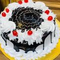 Anishaa Ki Rasoi's cooksnap of when they made Egg less Black Forest Cake.
