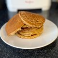 El cooksnap de Karina Della Penna cuando hizo Pancakes de avena y plátano.