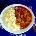 Kósa Istvánné Cooksnap-ja, amikor elkészítette a(z) Sertéspörkölt nokedlivel gazdagon receptet.